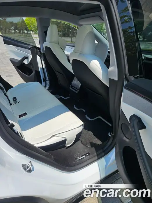 Tesla Model Y 2025 автомат (гидро), фото 12 Tesla Model Y 2025 автомат (гидро), фото 12