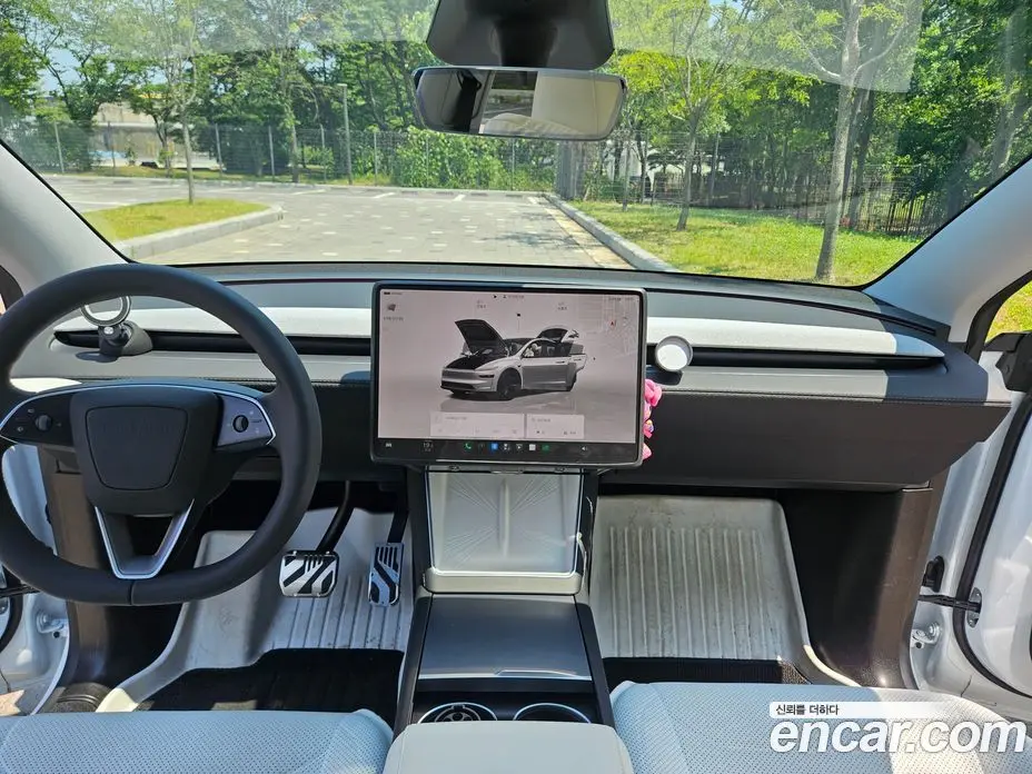 Tesla Model Y 2025 автомат (гидро), фото 14 Tesla Model Y 2025 автомат (гидро), фото 14