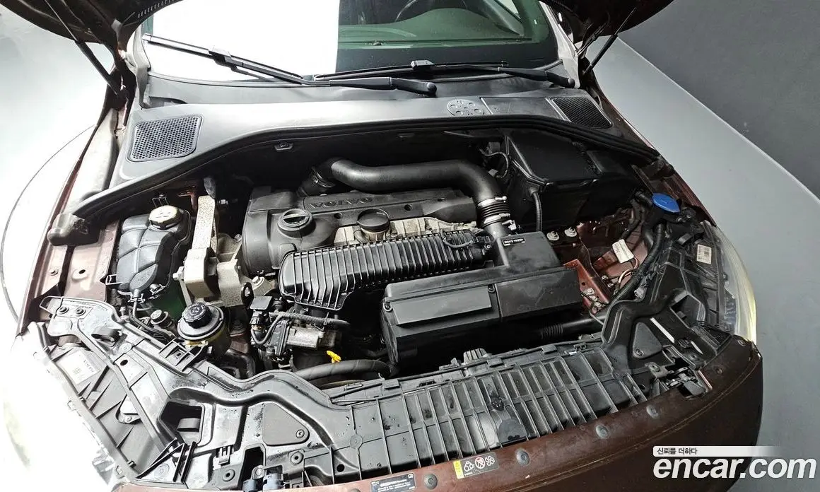 Volvo V60 2016 2.5 автомат (гидро), фото 6