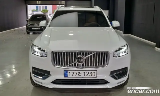 Volvo XC90, 2023, 42 817 км