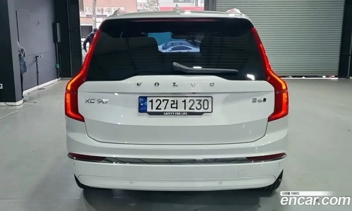 Volvo XC90 2023 2.0 автомат (гидро), фото 4