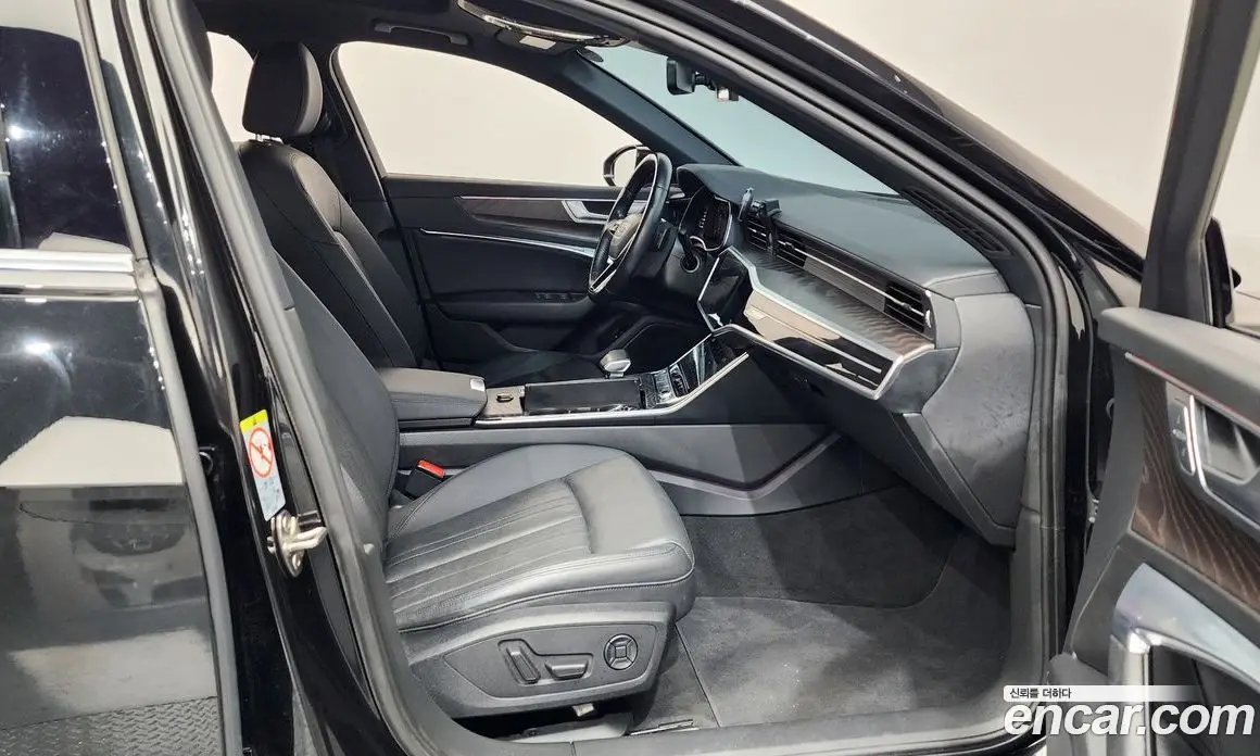 Audi A6 2020 2.0 автомат (гидро), фото 16