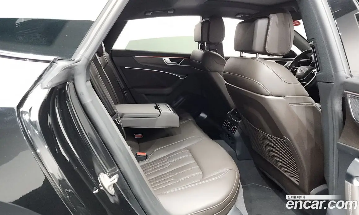 Audi A7 2023 3.0 автомат (гидро), фото 31
