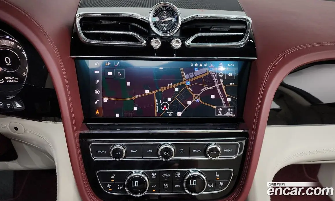 Bentley Bentayga 2024 4.0 автомат (гидро), фото 18 Bentley Bentayga 2024 4.0 автомат (гидро), фото 18
