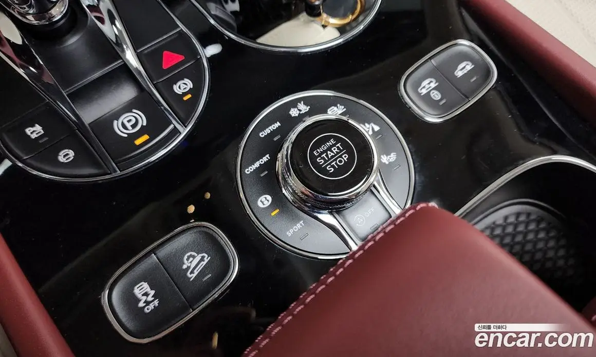 Bentley Bentayga 2024 4.0 автомат (гидро), фото 25 Bentley Bentayga 2024 4.0 автомат (гидро), фото 25