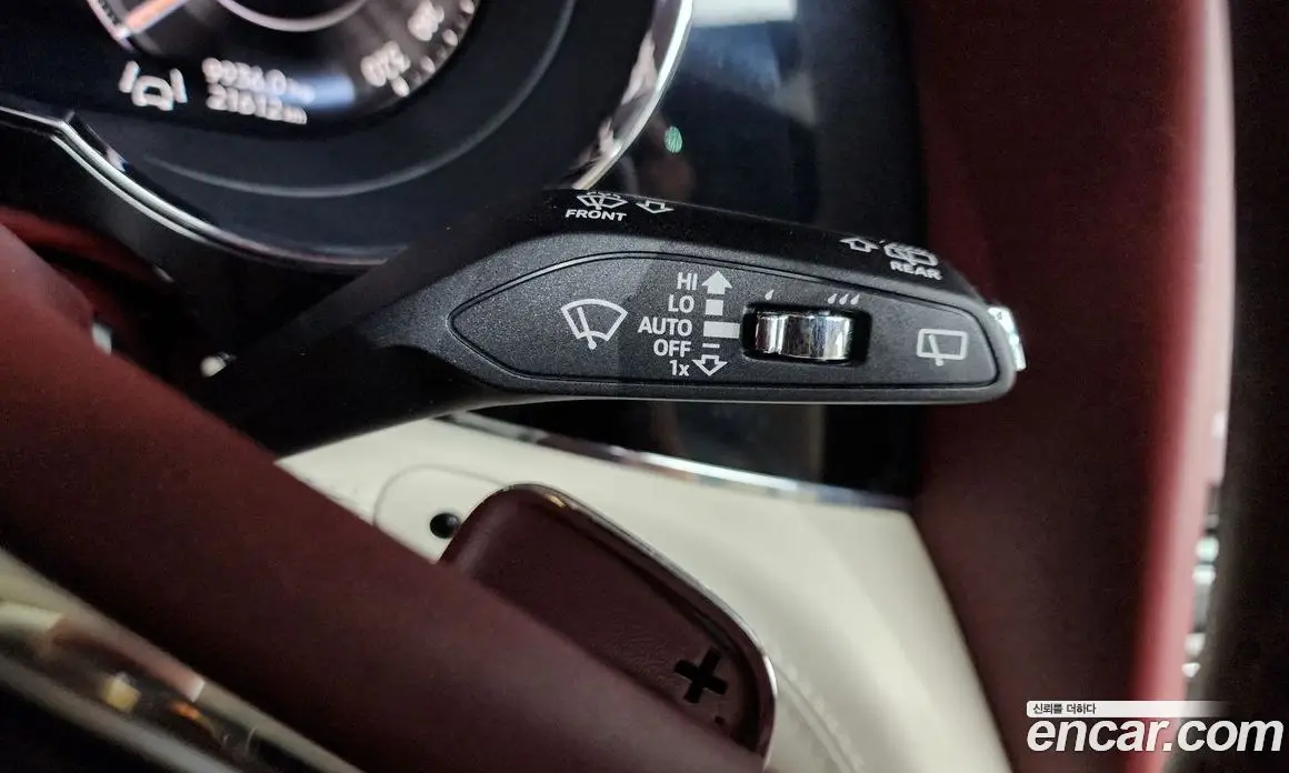 Bentley Bentayga 2024 4.0 автомат (гидро), фото 36 Bentley Bentayga 2024 4.0 автомат (гидро), фото 36