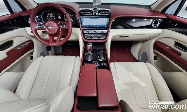 Bentley Bentayga 2024 4.0 автомат (гидро), миниатюра 10 Bentley Bentayga 2024 4.0 автомат (гидро), миниатюра 10