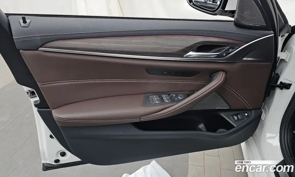 BMW 5 серия 2021 2.0 автомат (гидро), фото 14
