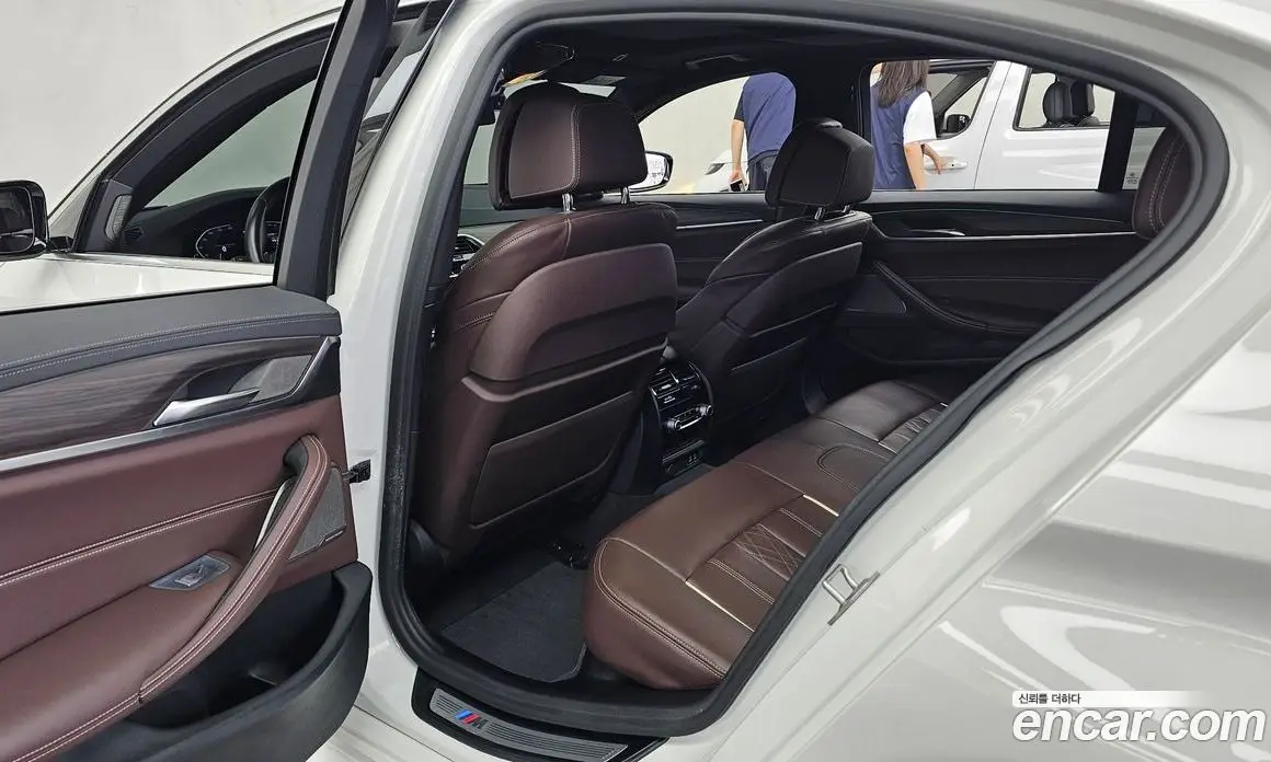 BMW 5 серия 2021 2.0 автомат (гидро), фото 16