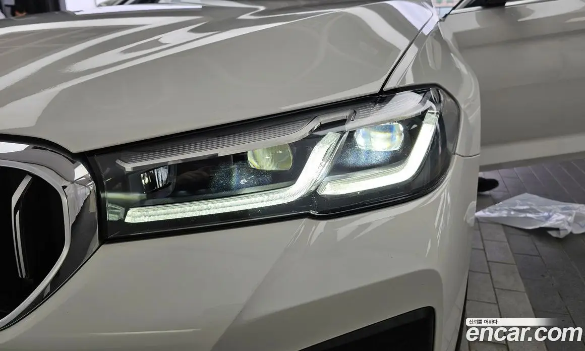 BMW 5 серия 2021 2.0 автомат (гидро), фото 8