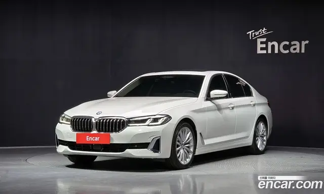 BMW 5 серия, 2023, 18 028 км