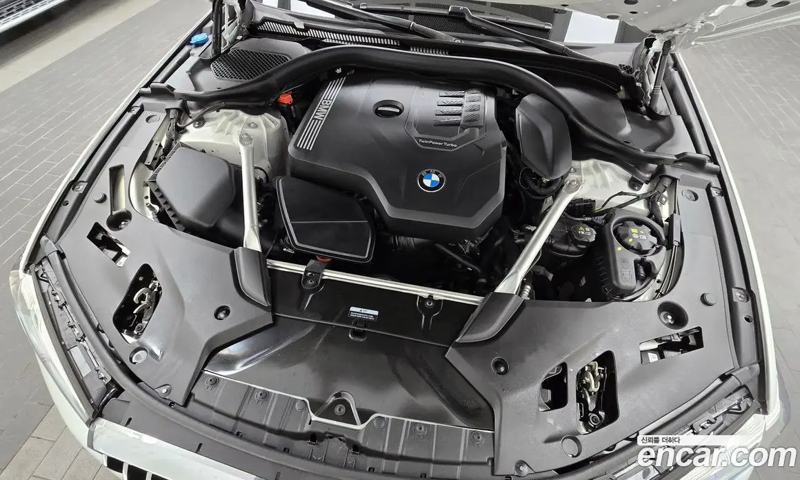 BMW 5 серия 2023 2.0 автомат (гидро), фото 6