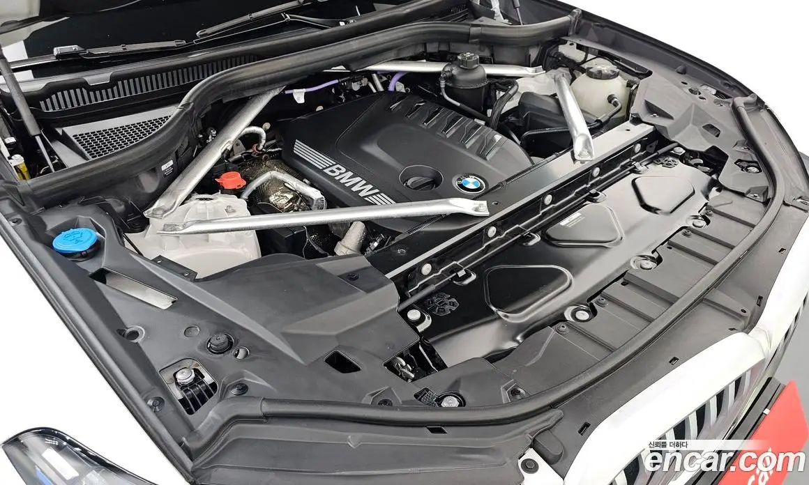 BMW X5 2025 3.0 автомат (гидро), фото 6