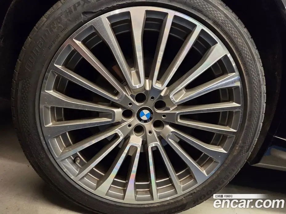 BMW X7 2021 3.0 автомат (гидро), фото 7