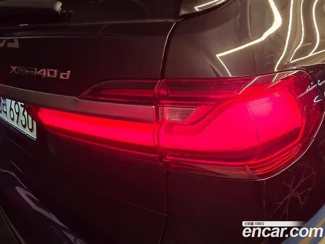 BMW X7 2021 3.0 автомат (гидро), миниатюра 9