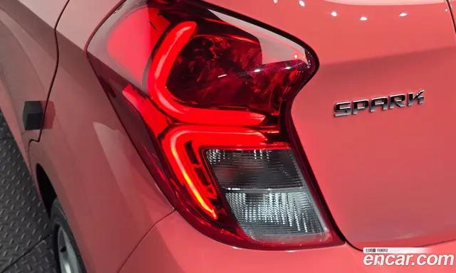 Chevrolet Spark 2017 1.0 автомат (гидро), миниатюра 9