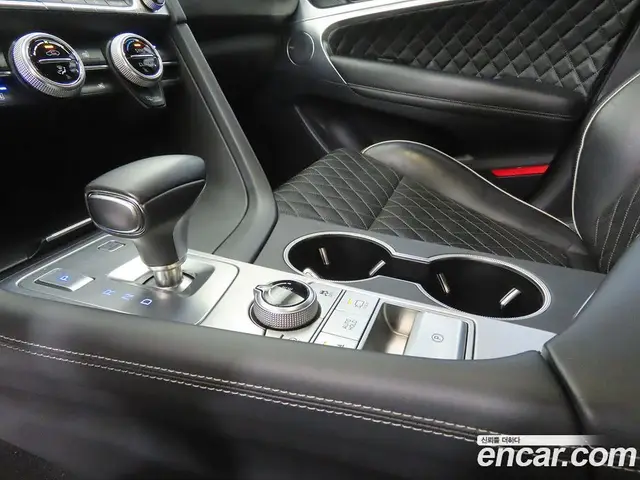 Genesis G70 2018 2.0 автомат (гидро), миниатюра 11