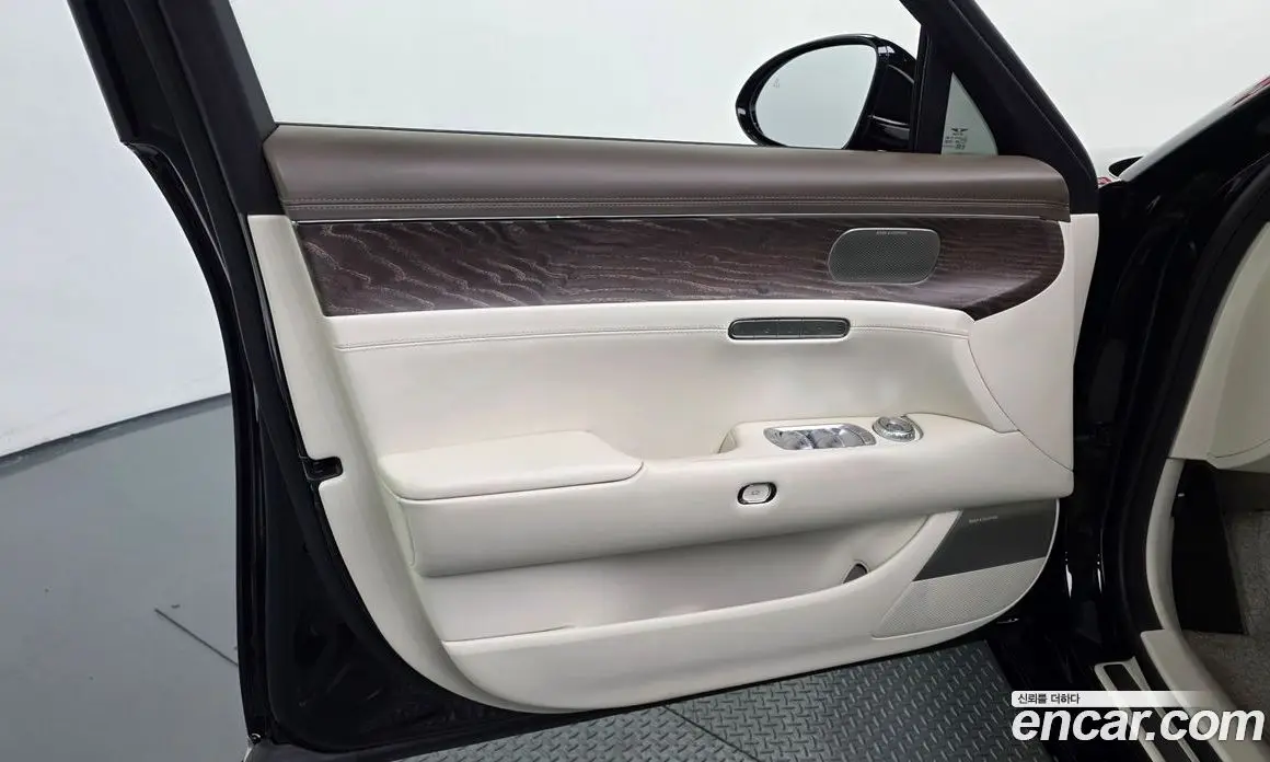 Genesis G90 2023 3.5 автомат (гидро), фото 14