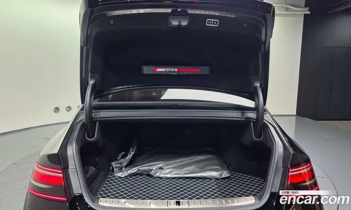 Genesis G90 2023 3.5 автомат (гидро), фото 26