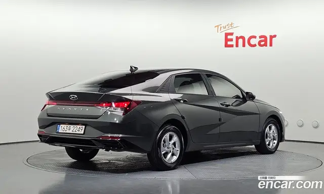 Hyundai Avante 2020 1.6 автомат (гидро), миниатюра 2