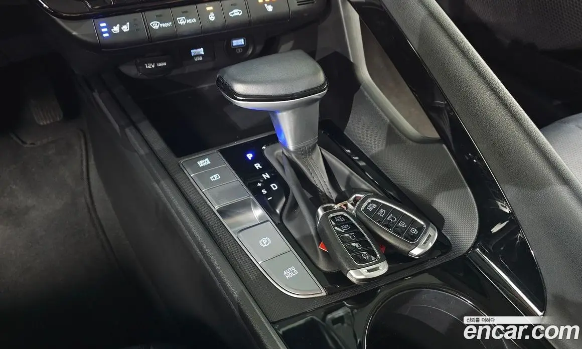 Hyundai Avante 2020 1.6 автомат (гидро), фото 12
