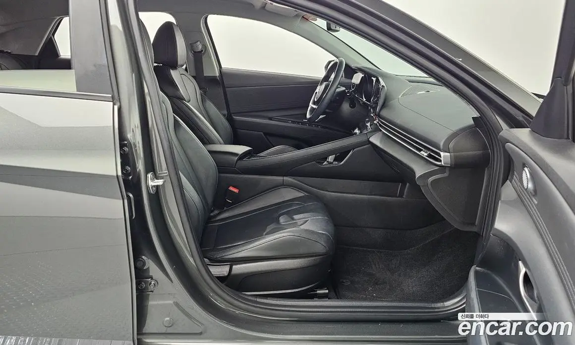 Hyundai Avante 2020 1.6 автомат (гидро), фото 16