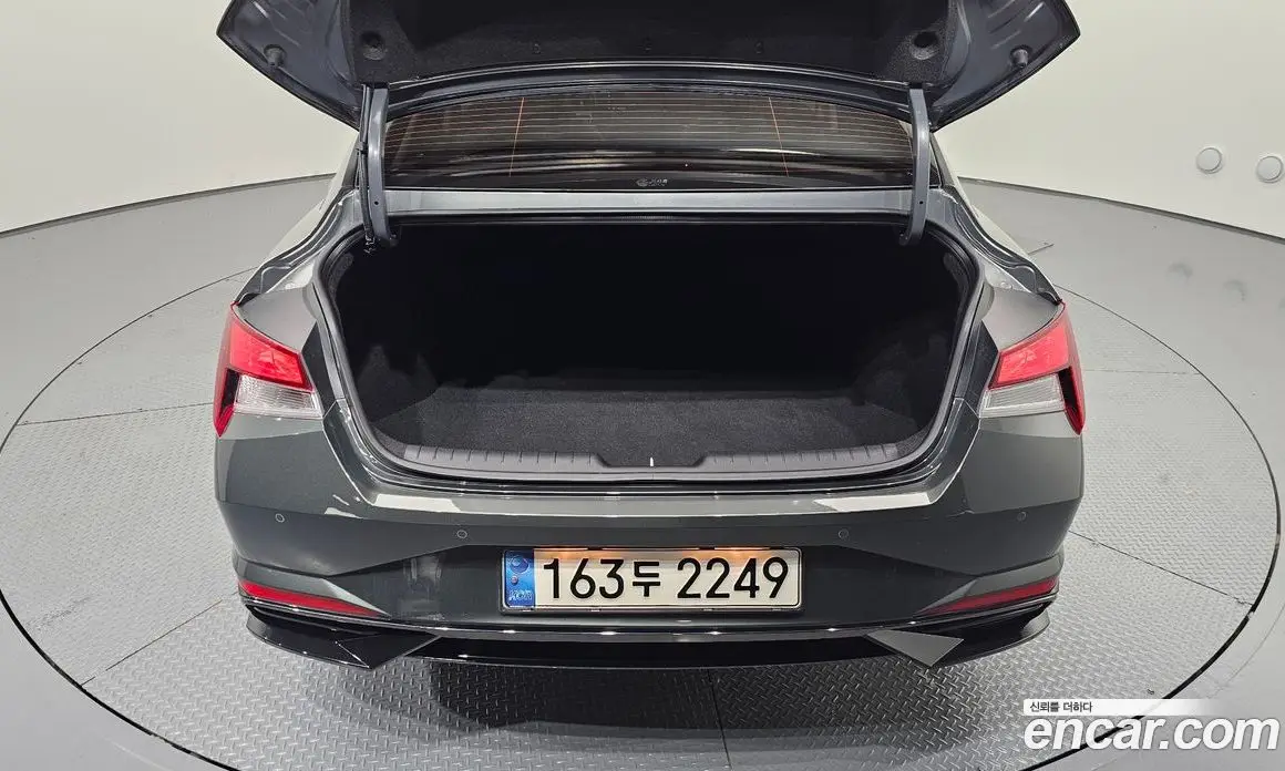 Hyundai Avante 2020 1.6 автомат (гидро), фото 23