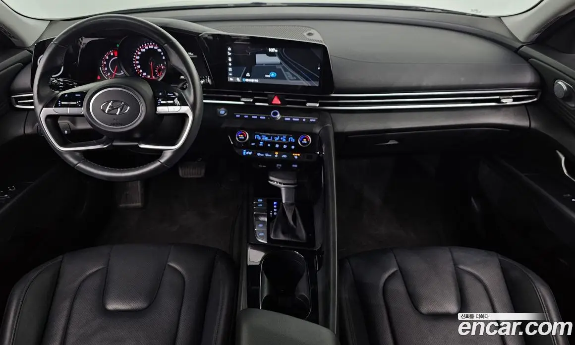 Hyundai Avante 2020 1.6 автомат (гидро), фото 10