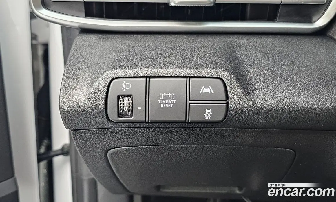 Hyundai Avante 2022 1.6 автомат (гидро), фото 15