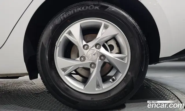 Hyundai Avante 2023 1.6 автомат (гидро), миниатюра 7