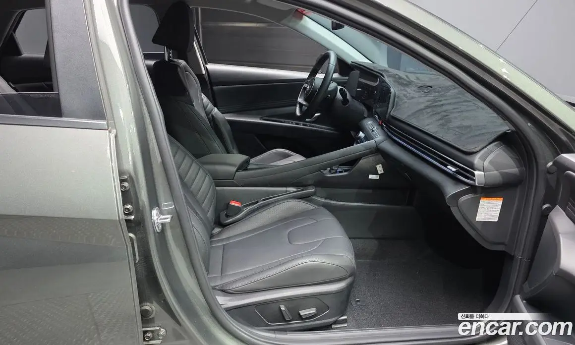 Hyundai Avante 2025 1.6 автомат (гидро), фото 11