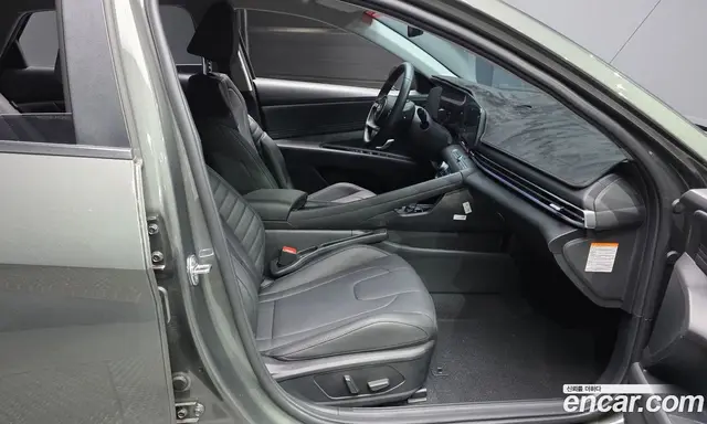 Hyundai Avante 2025 1.6 автомат (гидро), миниатюра 11