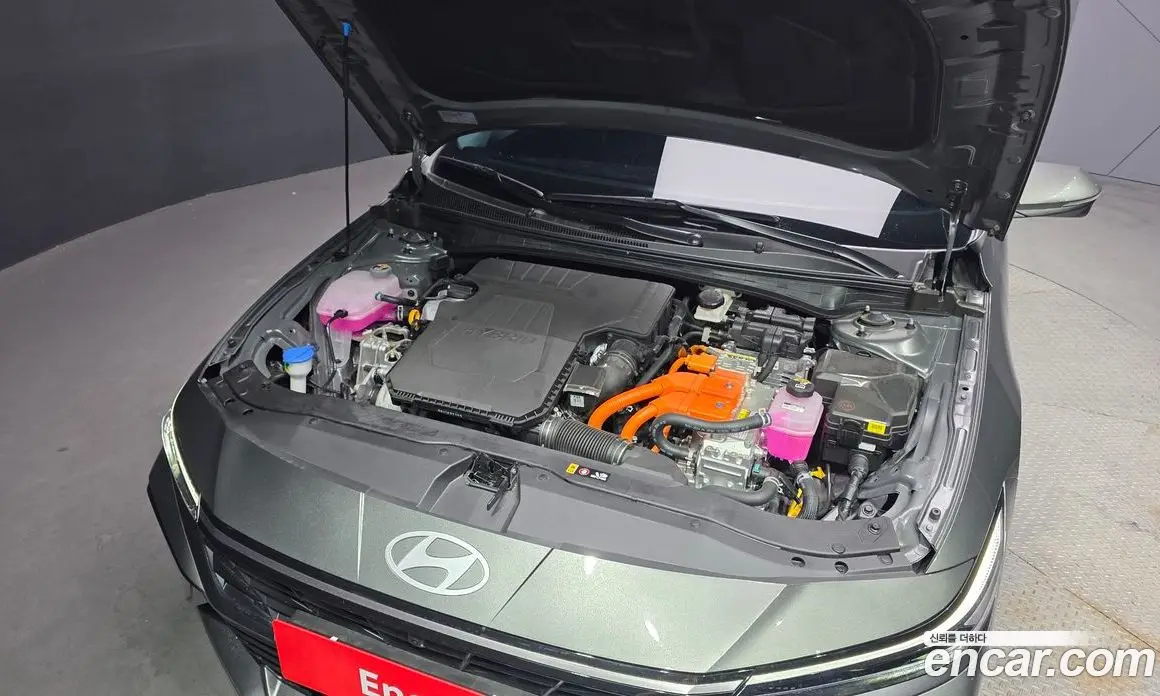 Hyundai Avante 2025 1.6 автомат (гидро), фото 6