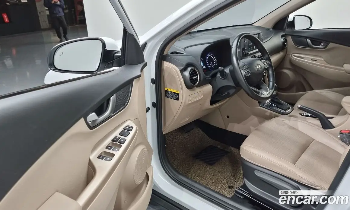 Hyundai Kona 2019 1.6 автомат (гидро), фото 11