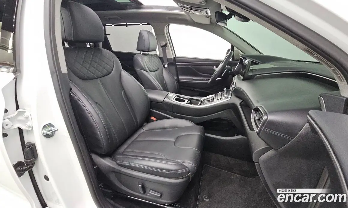 Hyundai Santa Fe 2022 2.2 автомат (гидро), фото 11