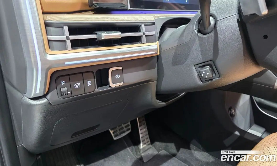 Hyundai Santa Fe 2024 1.6 автомат (гидро), фото 18