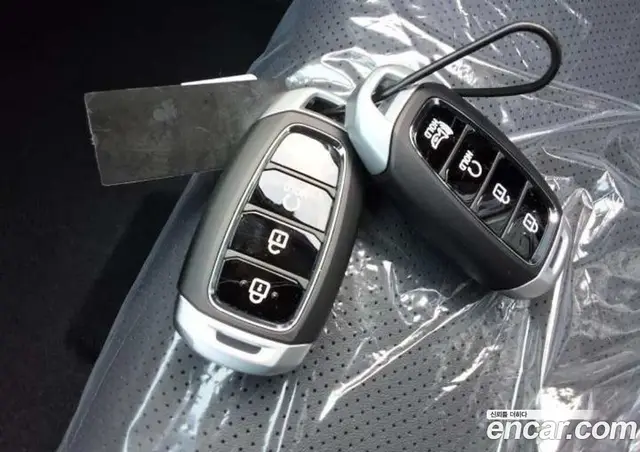 Hyundai Venue 2026 1.6 автомат (гидро), миниатюра 12