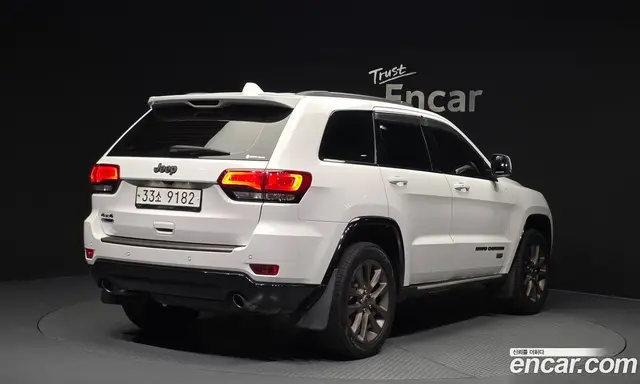 Jeep Cherokee 2016 3.0 автомат (гидро), миниатюра 2