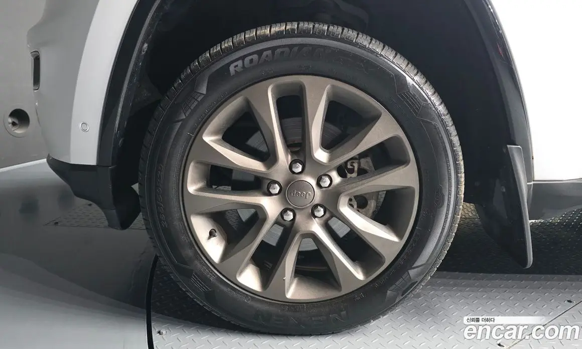Jeep Cherokee 2016 3.0 автомат (гидро), фото 5