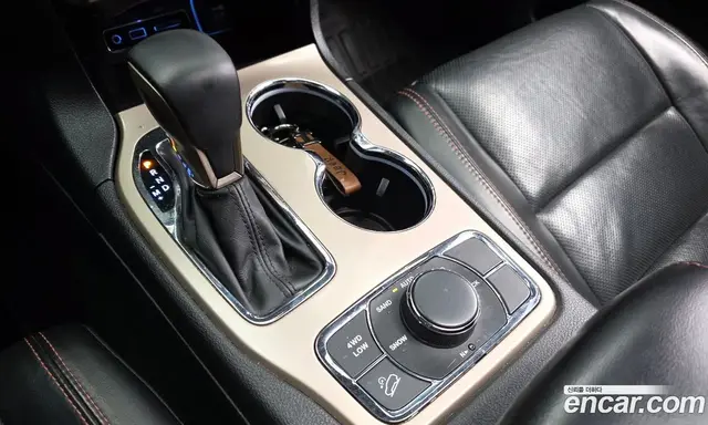 Jeep Cherokee 2016 3.0 автомат (гидро), миниатюра 9