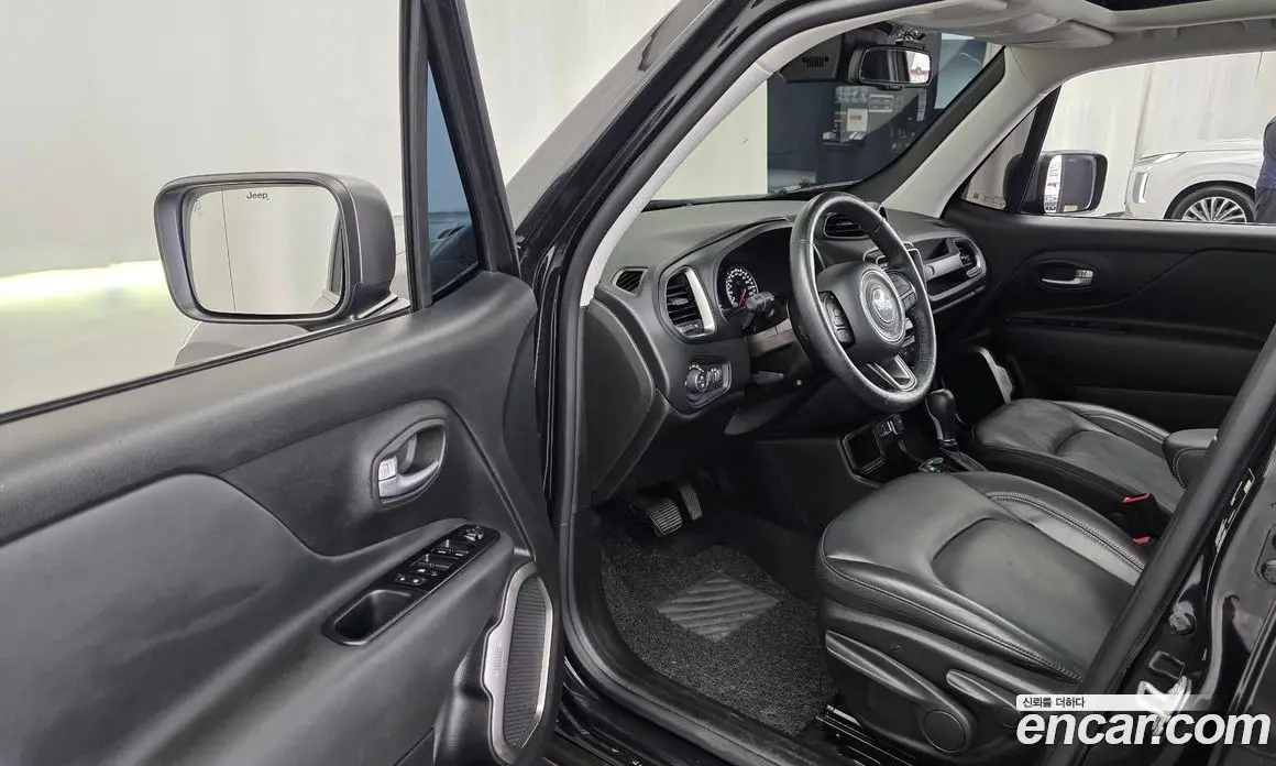 Jeep Renegade 2020 1.6 автомат (гидро), фото 13