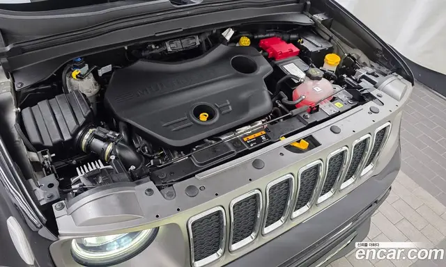 Jeep Renegade 2020 1.6 автомат (гидро), миниатюра 6