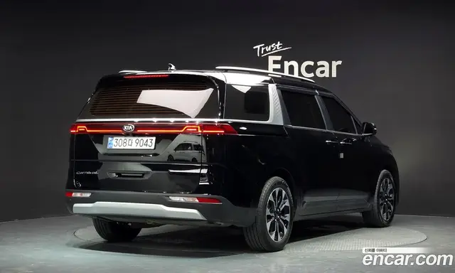 Kia Carnival 2020 2.2 автомат (гидро), миниатюра 2