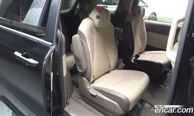 Kia Carnival 2020 2.2 автомат (гидро), миниатюра 12