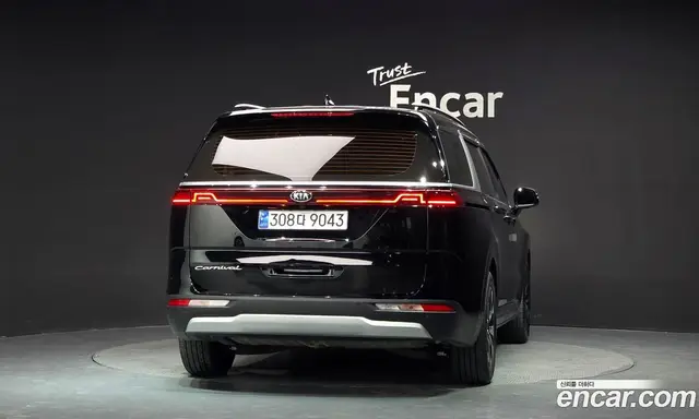 Kia Carnival 2020 2.2 автомат (гидро), миниатюра 4