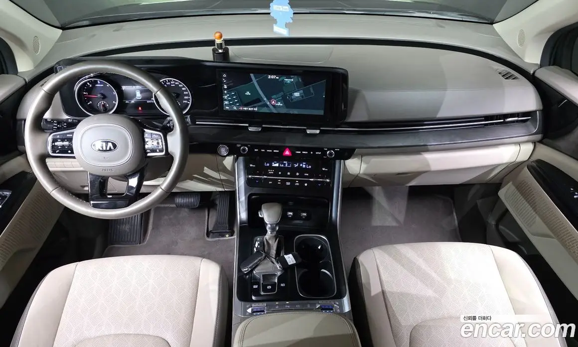 Kia Carnival 2020 2.2 автомат (гидро), фото 7