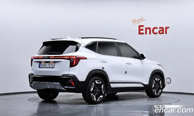 Kia Seltos 2024 1.6 автомат (гидро), миниатюра 2