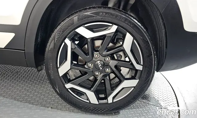 Kia Seltos 2024 1.6 автомат (гидро), миниатюра 7