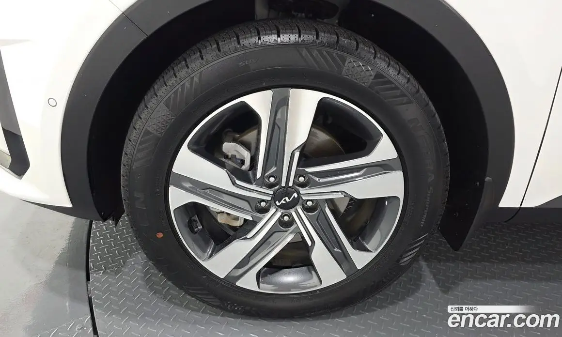 Kia Sorento 2022 1.6 автомат (гидро), фото 5