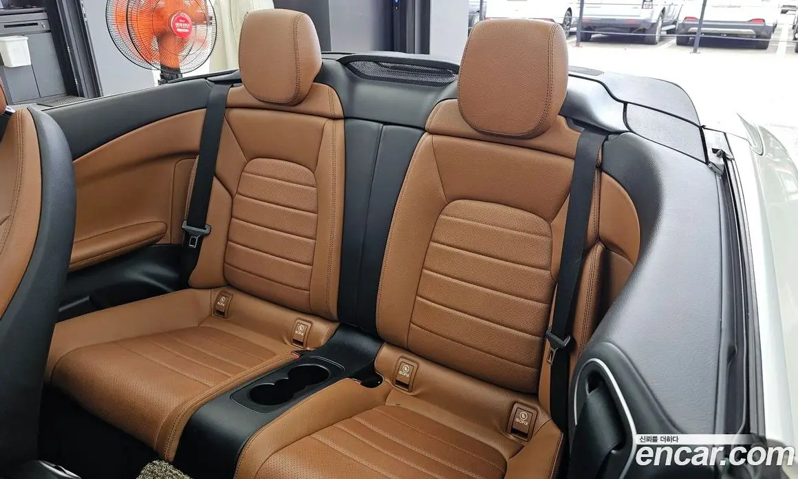 Mercedes-Benz C-Class 2018 2.0 автомат (гидро), фото 16